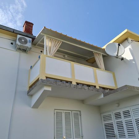 Apartmani I Sobe Jusic 拉布 外观 照片