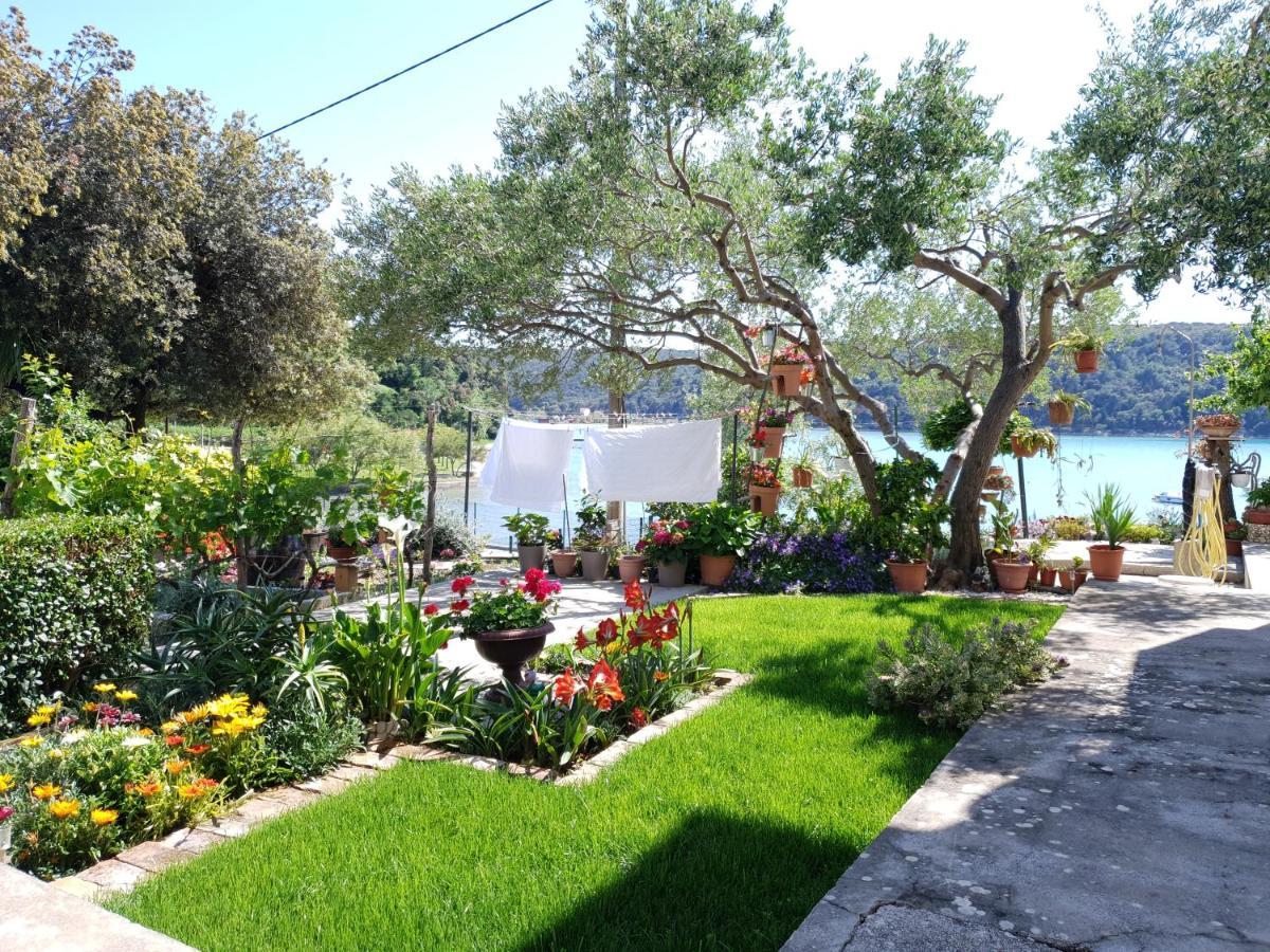 Apartmani I Sobe Jusic 拉布 外观 照片