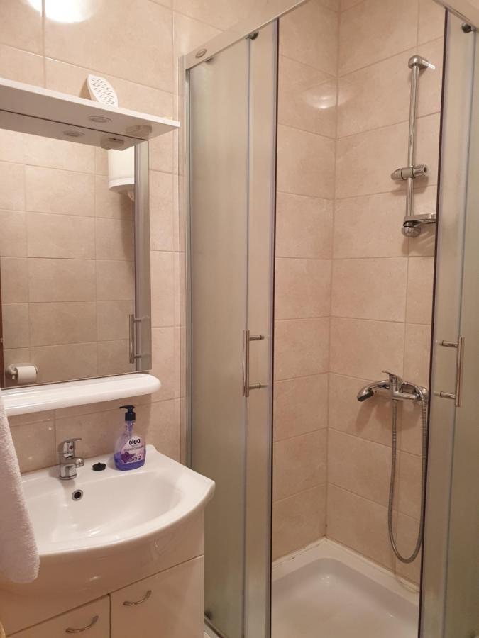 Apartmani I Sobe Jusic 拉布 外观 照片