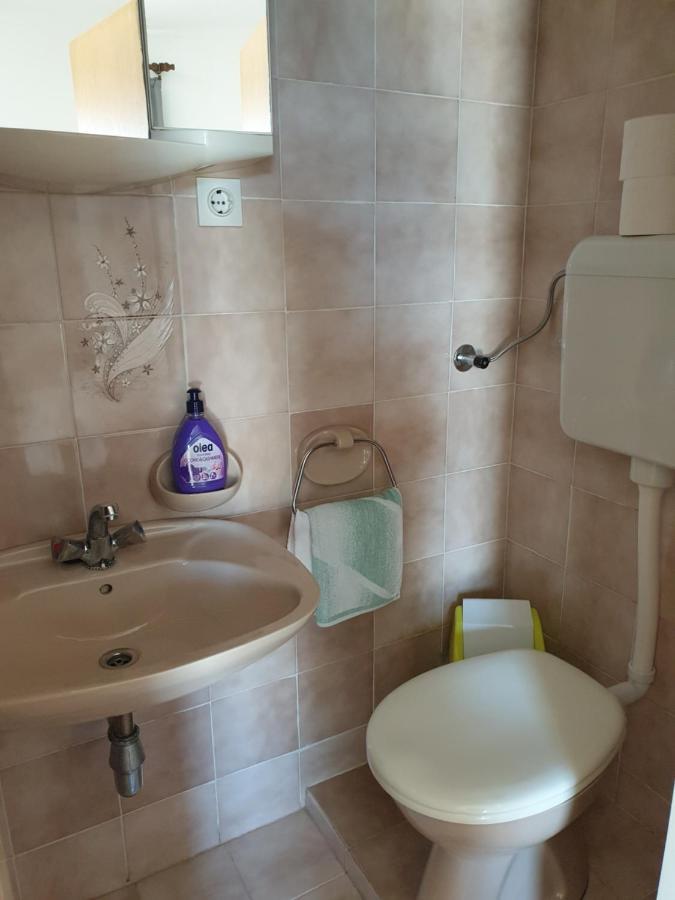 Apartmani I Sobe Jusic 拉布 外观 照片