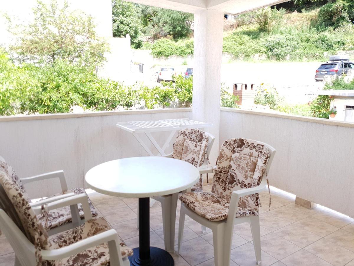 Apartmani I Sobe Jusic 拉布 外观 照片